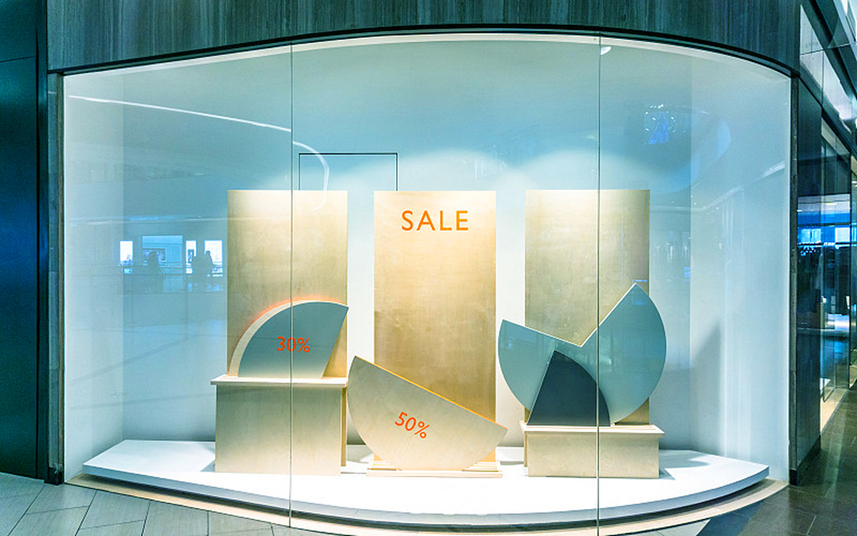 香港展會搭建公司確保透明材質隔斷的穩固性