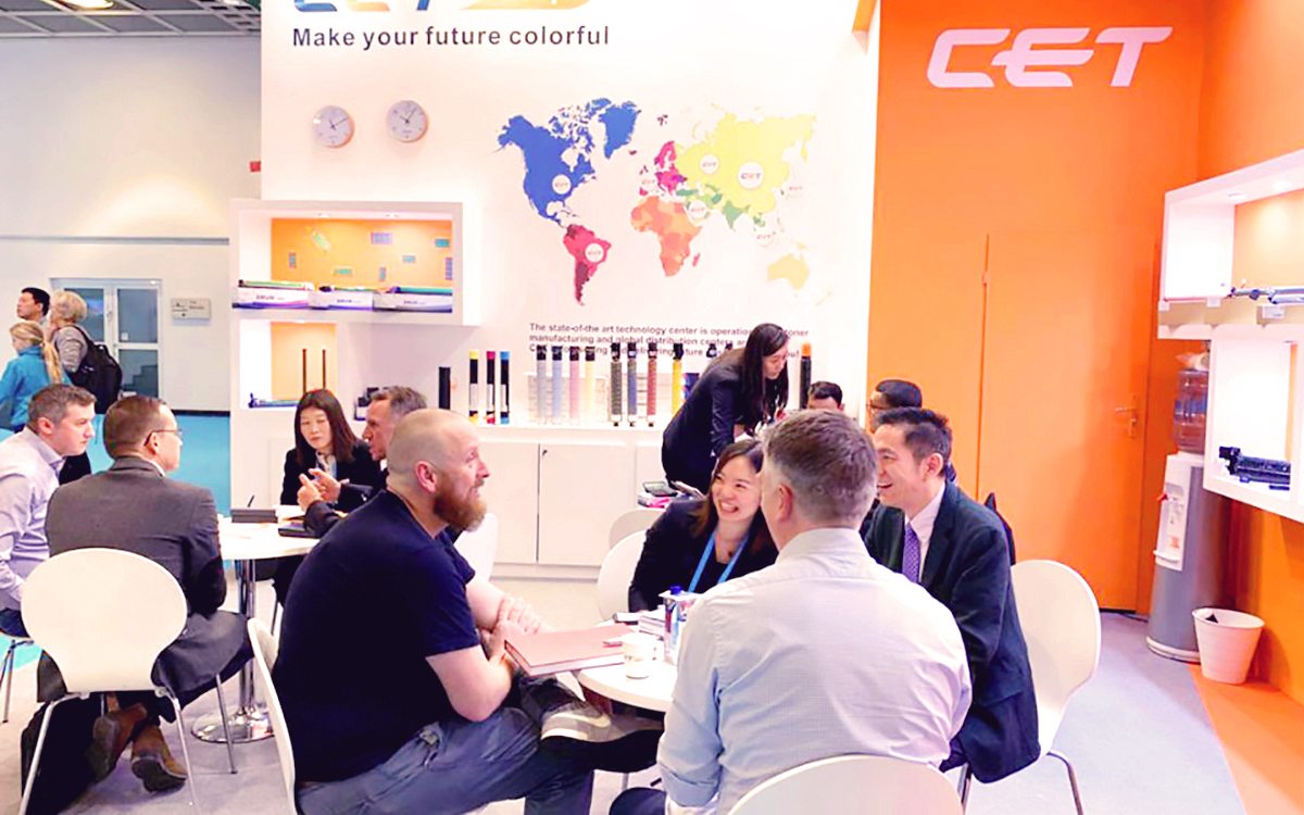 深圳展臺(tái)搭建商要俘獲客戶的心