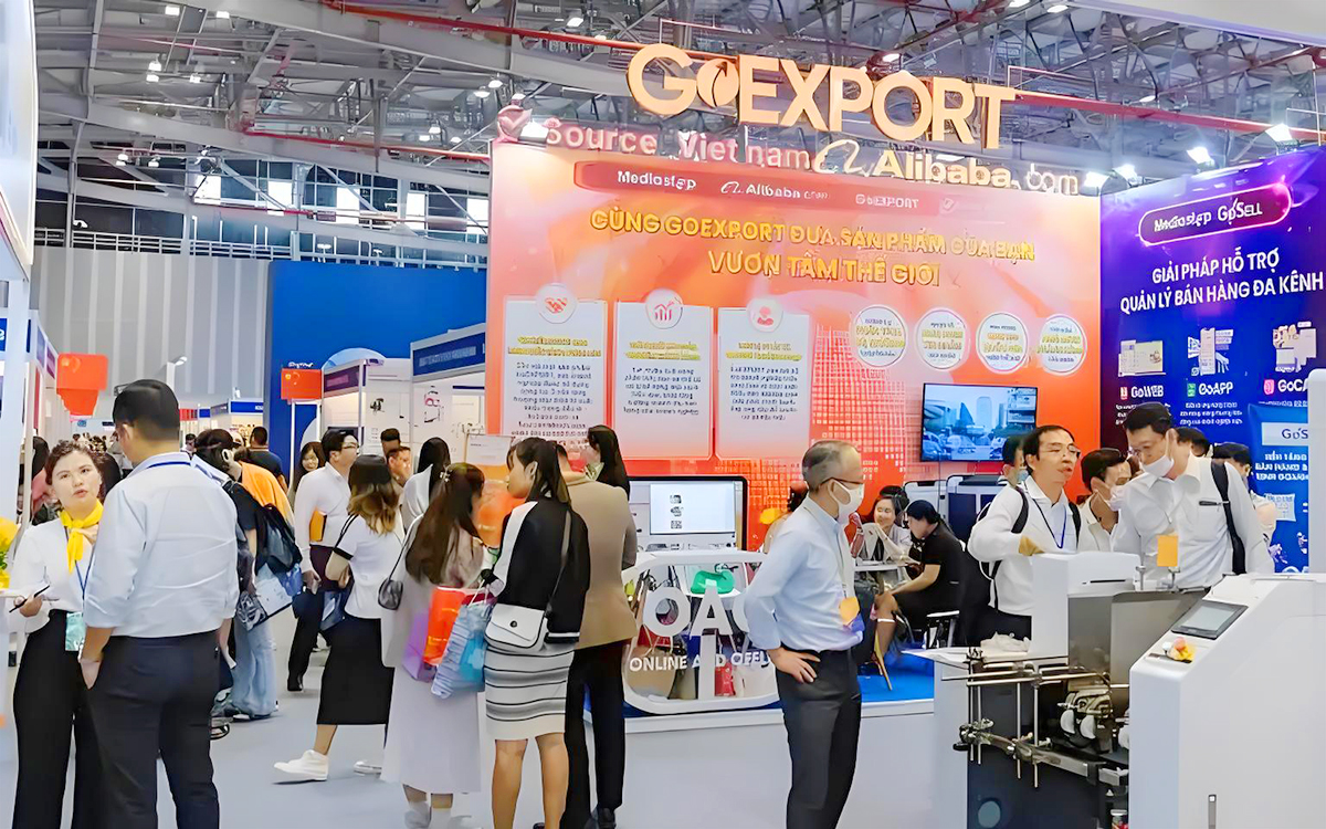 深圳展位裝修技巧：色彩搭配、動線設(shè)計與展品陳列