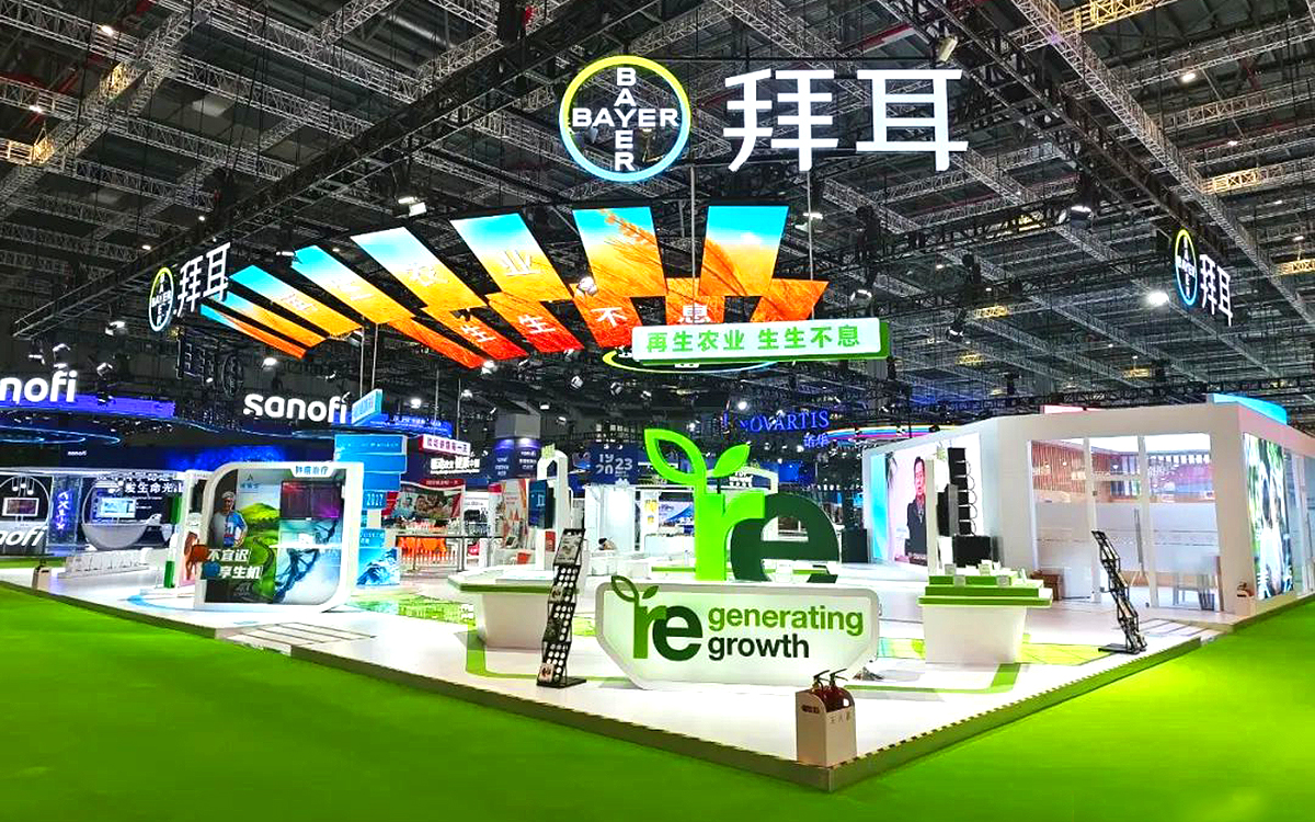 在深圳展臺(tái)設(shè)計(jì)中，有多個(gè)細(xì)節(jié)體現(xiàn)品牌的專業(yè)度